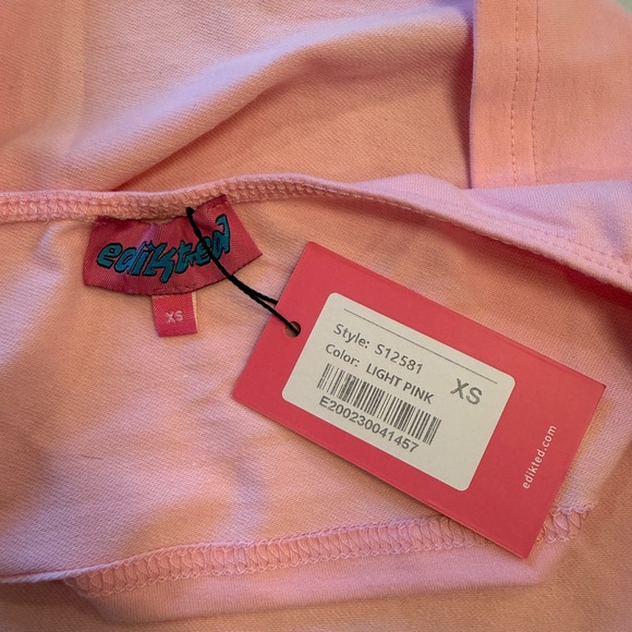 Edikted Bambi Open Back T-Shirt - Picture 5 of 7